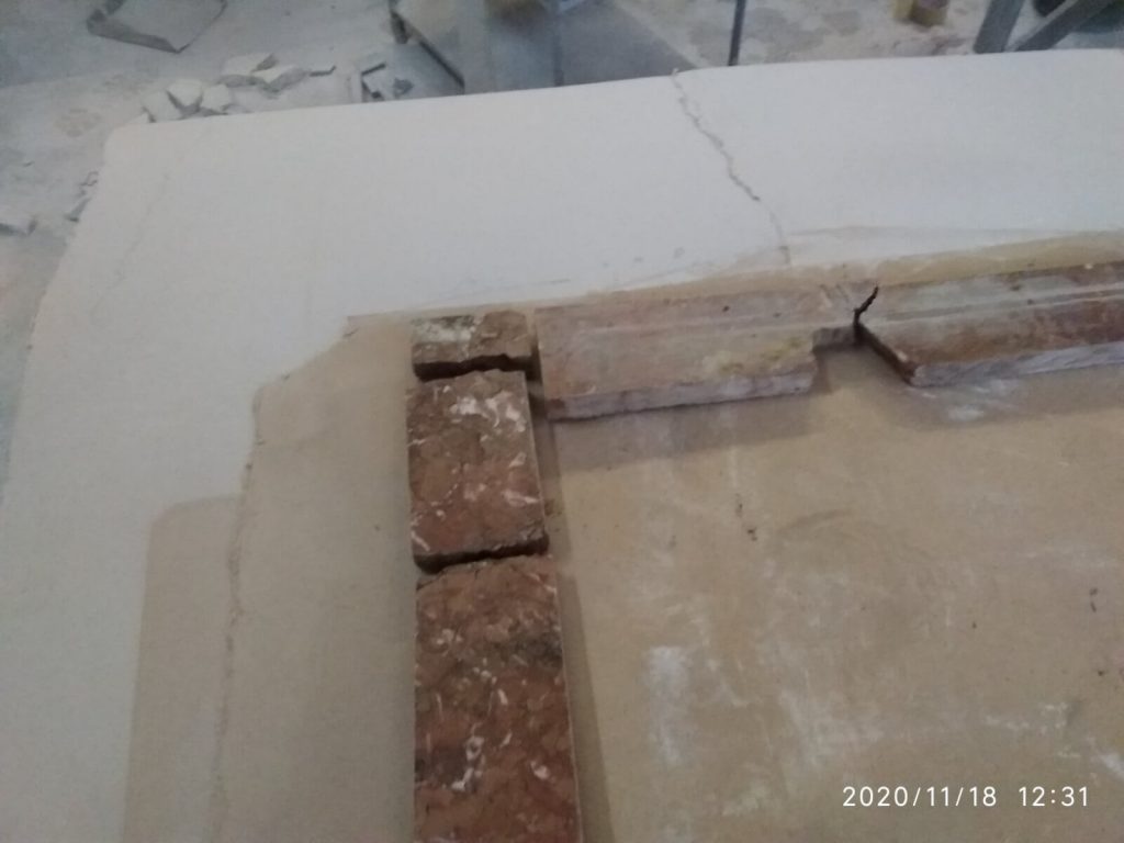 stoleshnitsa bordure 5 1024x768 - Портфолио: Реставрация кухонной столешницы из мрамора