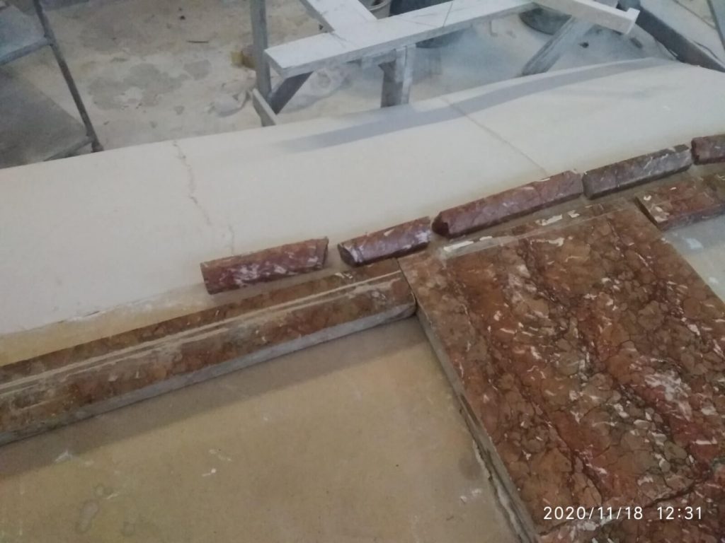 stoleshnitsa bordure 7 1024x768 - Портфолио: Реставрация кухонной столешницы из мрамора