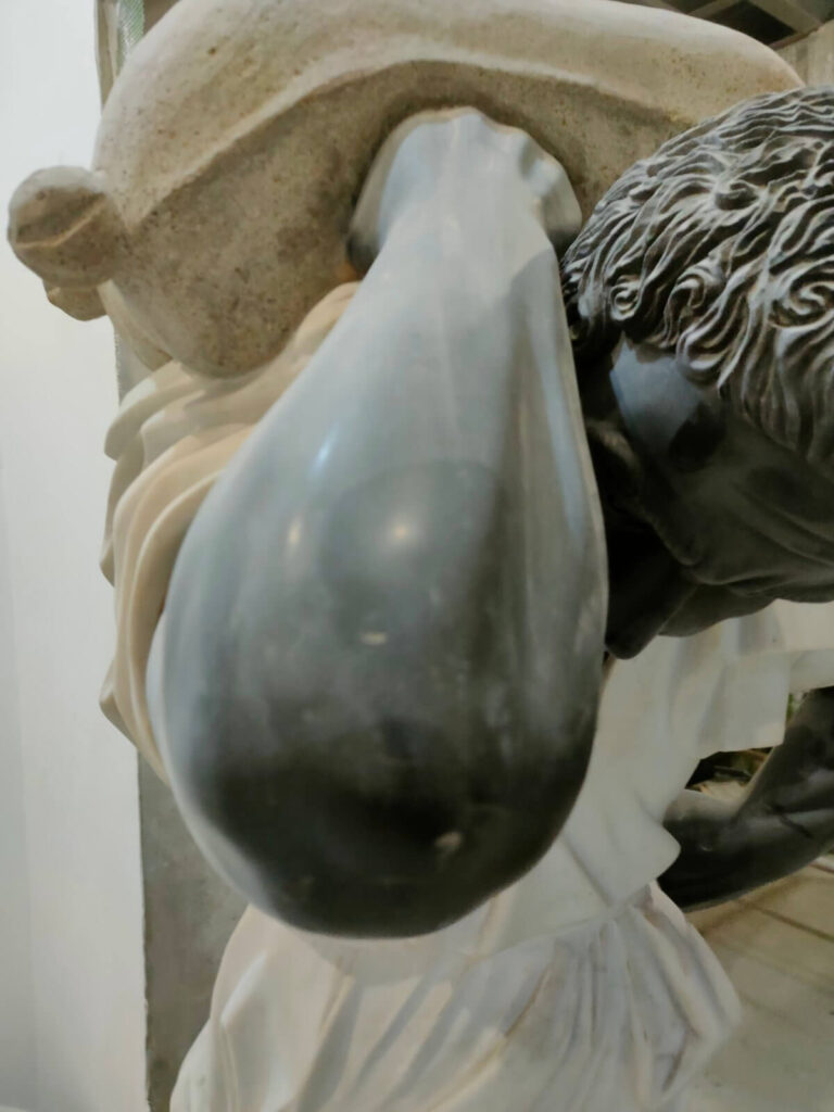 skulptura restavraciya 3 768x1024 - Портфоліо: Реставрація мармурової скульптури