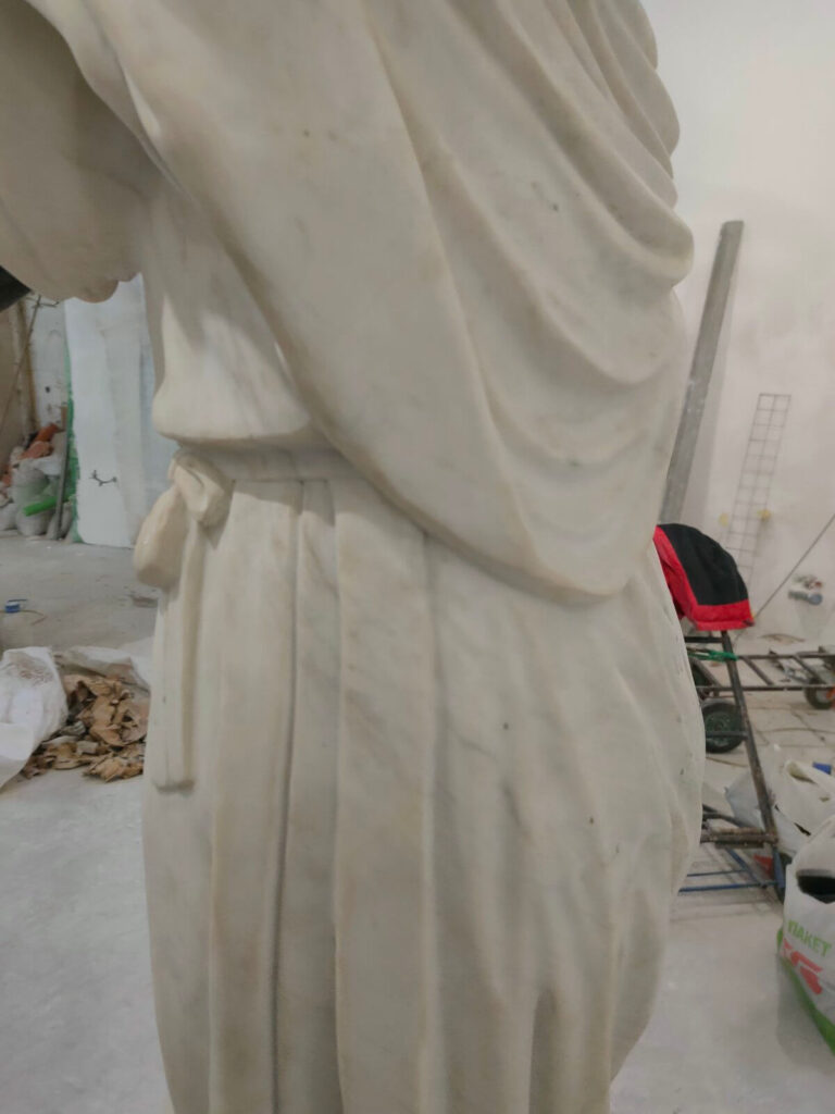 skulptura restavraciya 6 768x1024 - Портфолио: Реставрация мраморной скульптуры